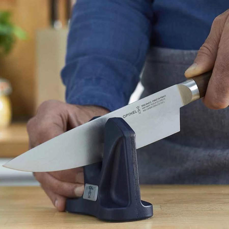 Opinel - petit aiguiseur manuel bleu - 