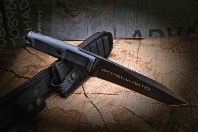 Extrema Ratio Dobermann IV Tactical – couteau fixe N690
