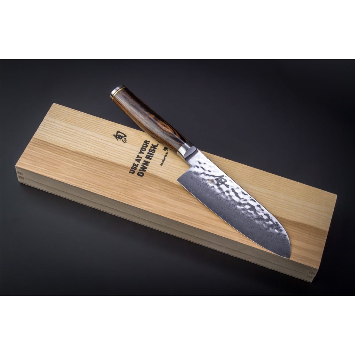 Kai TDM1727 Shun Premier Tim Malzer Couteau Santoku Lame de 14 cm - 