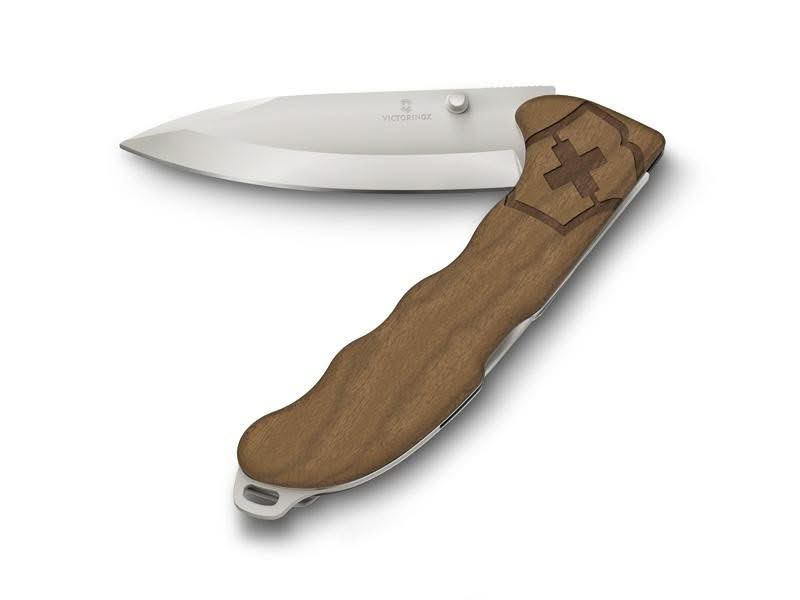 Victorinox Evoke Wood 0.9415.D630 – couteau pliant en noyer
