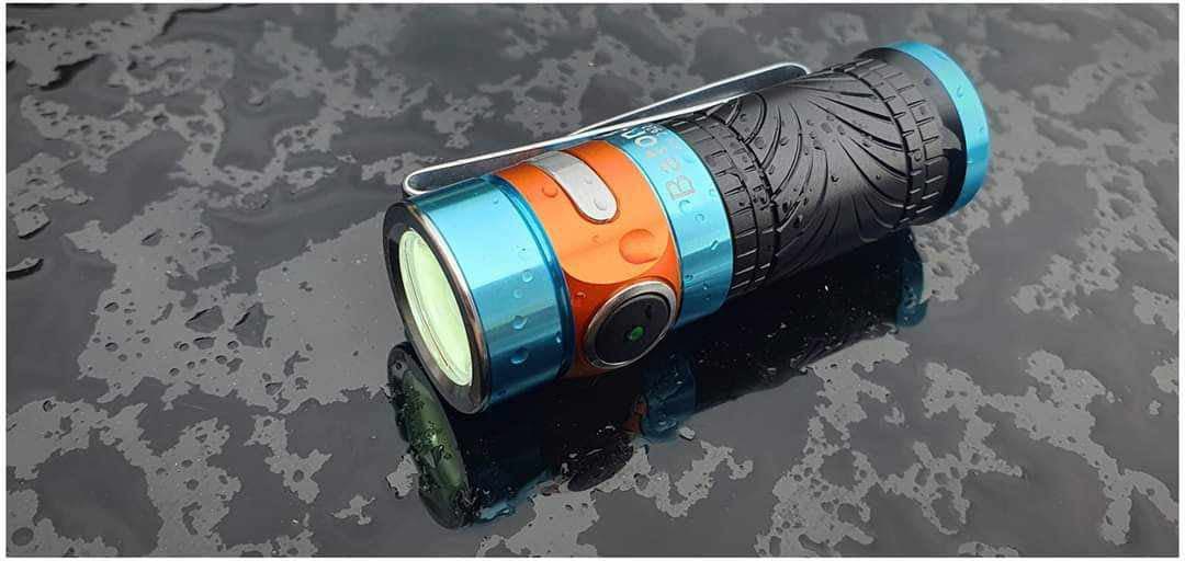 Lampe de poche rechargeable Olight Baton 3 Édition Limitée Road de 1200 Lumens