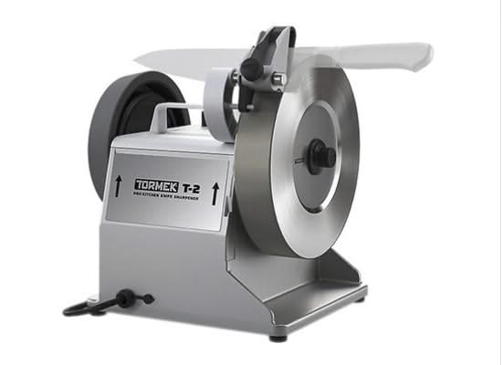 Tormek T-2 Pro Kitchen, affûteuse professionnelle pour couteaux avec meule diamant DWF-200.